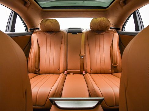 New 2026 Bentley Flying Spur Plug-In Hybrid AWD/4WD image 18