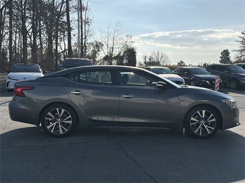 Used 2017 Nissan Maxima 3.5 SL image 6