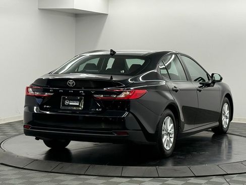 Certified 2025 Toyota Camry LE image 6