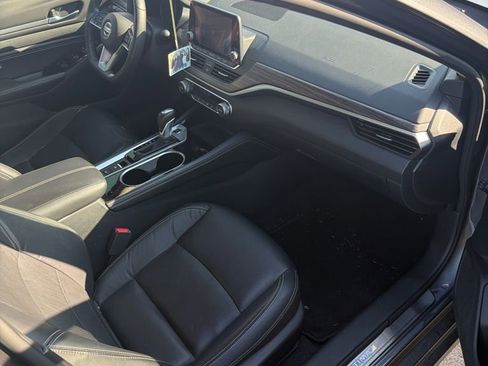 Certified 2022 Nissan Altima 2.5 SL FWD image 2