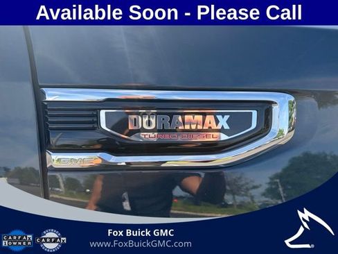 Used 2022 GMC Sierra 1500 Denali w/ Denali Premium Package AWD/4WD image 3