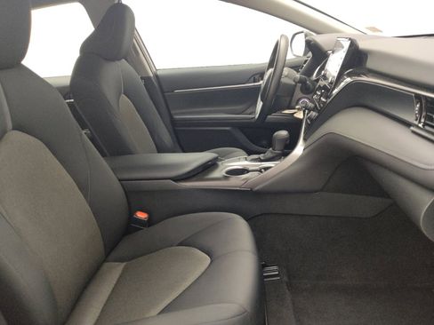 Used 2022 Toyota Camry LE FWD image 21