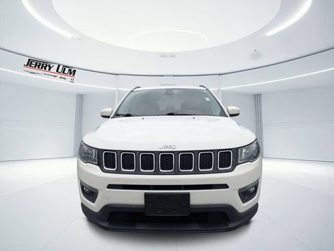 Certified 2019 Jeep Compass Latitude w/ Popular Equipment Group AWD/4WD image 8