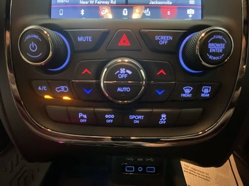 Used 2019 Dodge Durango R/T RWD image 19
