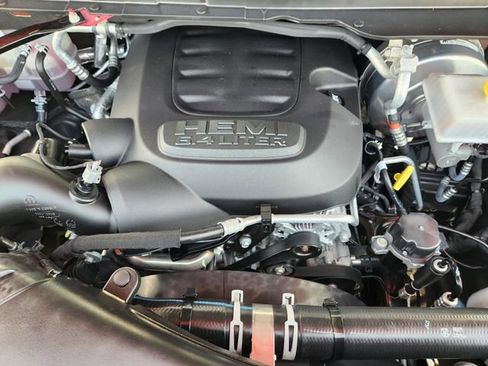 Certified 2026 RAM 2500 Big Horn AWD/4WD image 39