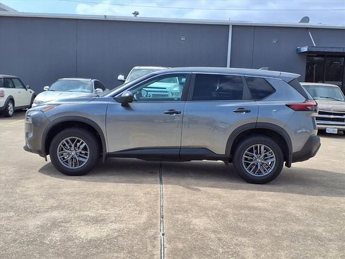 Used 2021 Nissan Rogue S image 26