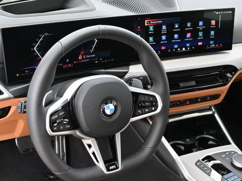 New 2026 BMW 330i Sedan w/ M Sport Package image 11