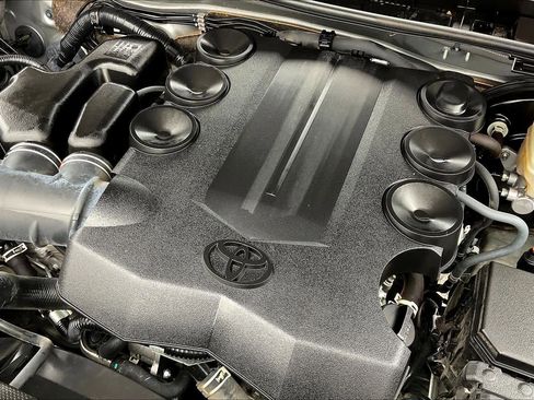 Used 2023 Toyota 4Runner SR5 image 30