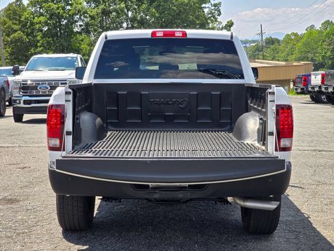 Used 2024 RAM 1500 Warlock AWD/4WD image 25