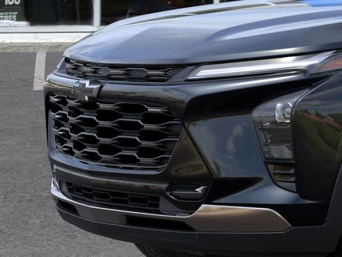 New 2025 Chevrolet Trax ACTIV w/ Driver Confidence Package image 13