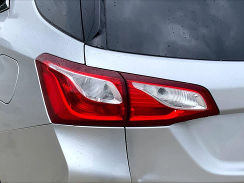 Used 2018 Chevrolet Equinox LT w/ LPO, Protection Package AWD/4WD image 28