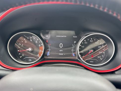 Used 2018 Jeep Compass Trailhawk w/ Cold Weather Group AWD/4WD image 9