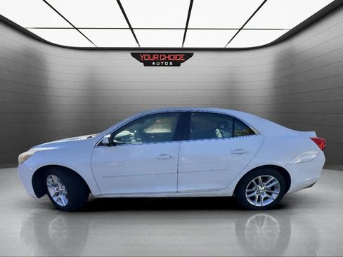 Used 2013 Chevrolet Malibu LT w/ Power Convenience Package FWD image 2