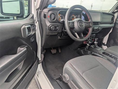 Used 2024 Jeep Wrangler Unlimited Rubicon w/ Safety Group image 6