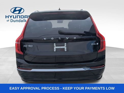 Used 2024 Volvo XC90 B6 Ultimate w/ Lounge Package image 7