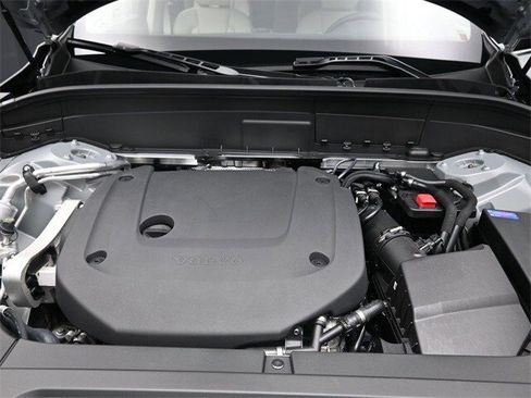 New 2024 Volvo XC90 B6 Plus w/ Protection Package Premier image 23