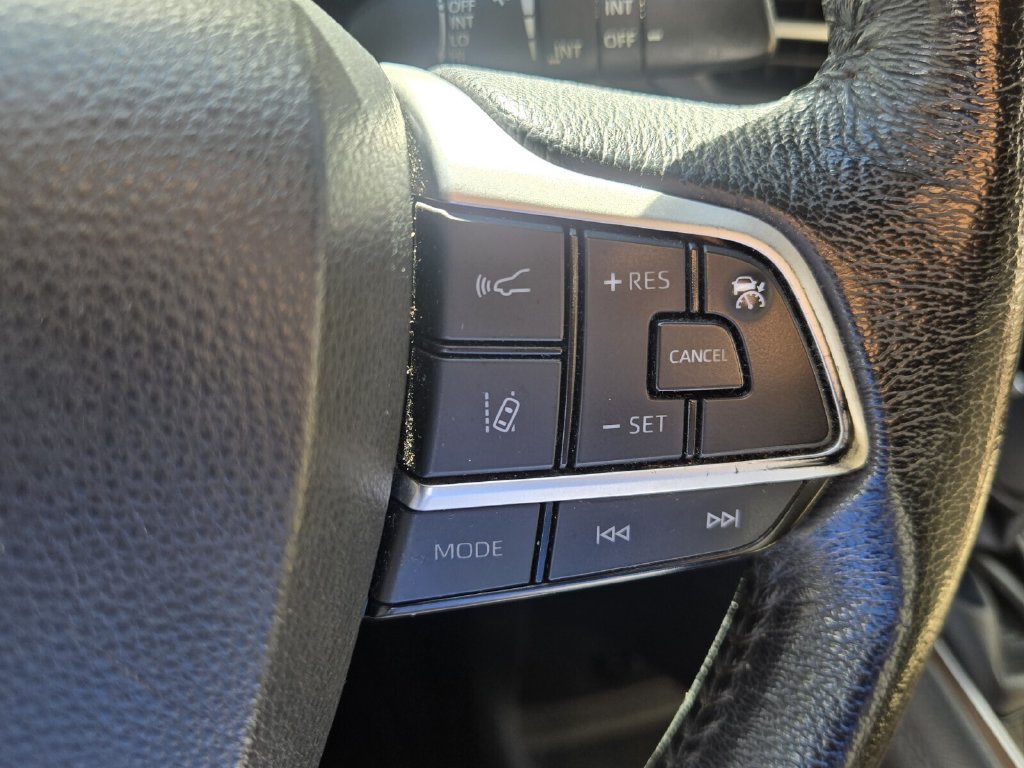Used 2022 Toyota Sienna XLE FWD image 29
