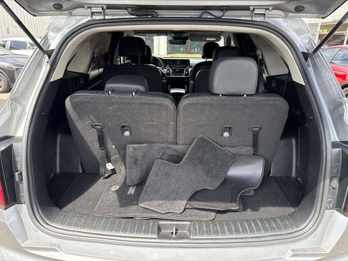 Used 2022 Kia Sorento S FWD image 10