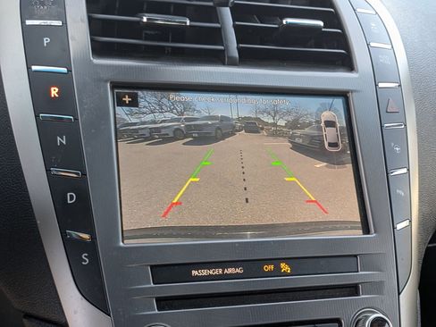 Used 2019 Lincoln MKZ Reserve w/ Luxury Package image 16