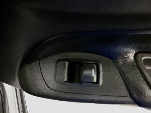 Used 2020 Chevrolet Equinox Premier AWD/4WD image 31