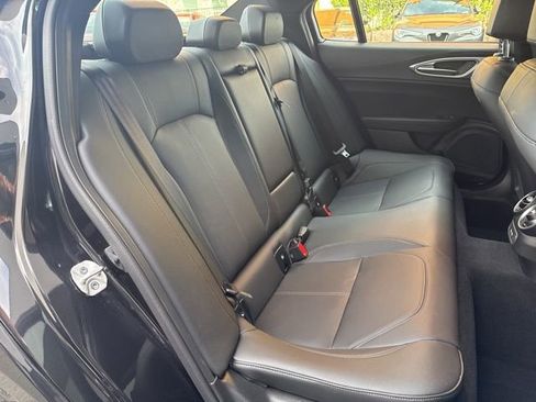 Used 2025 Alfa Romeo Giulia image 18