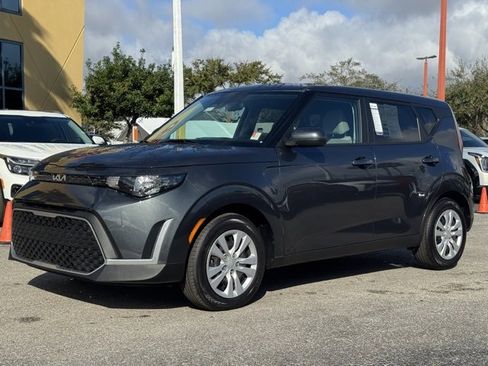 Certified 2023 Kia Soul LX image 1