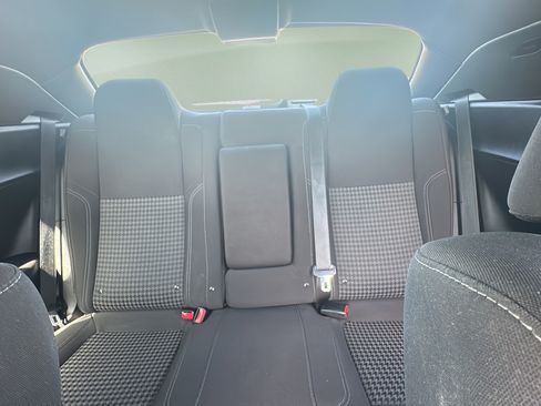 Used 2018 Dodge Challenger SXT RWD image 19