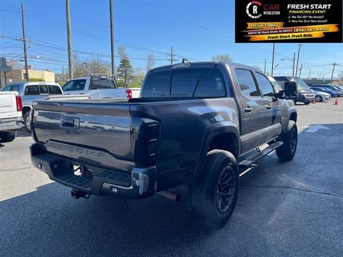 Used 2023 Toyota Tacoma SR5 image 6