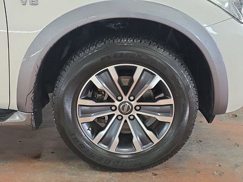 Used 2017 Nissan Armada SL image 7