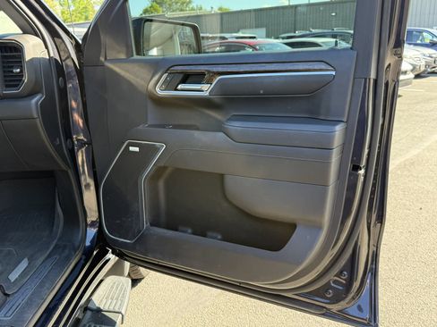 Used 2022 GMC Sierra 1500 Elevation w/ Elevation Premium Package AWD/4WD image 24
