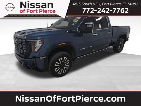 Used 2024 GMC Sierra 2500 Denali Ultimate image 1