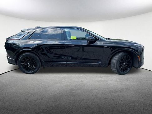 Used 2024 Cadillac Lyriq Sport RWD image 17