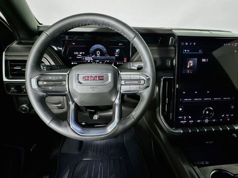 Used 2026 GMC Yukon Elevation RWD image 10