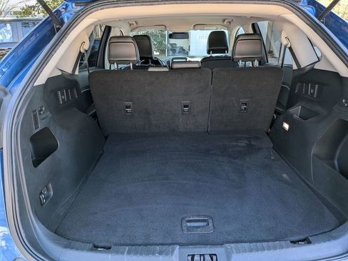 Used 2021 Ford Edge SEL image 32