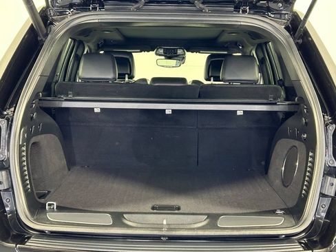 Used 2018 Jeep Grand Cherokee Trackhawk AWD/4WD image 15