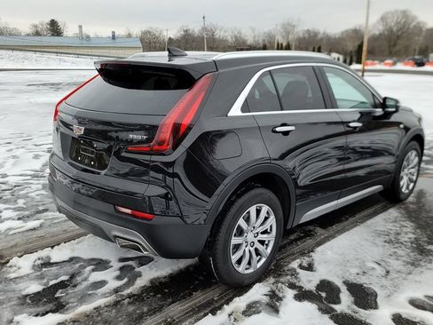 Used 2023 Cadillac XT4 Premium Luxury w/ Cold Weather Package image 12