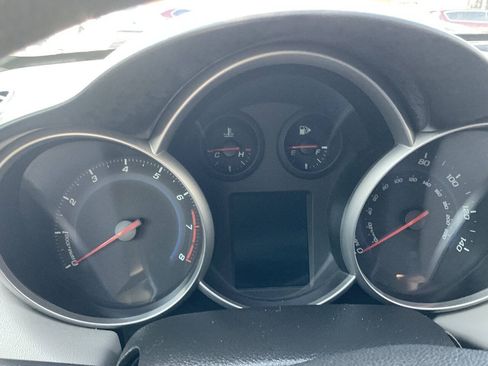 Used 2014 Chevrolet Cruze LS FWD image 14