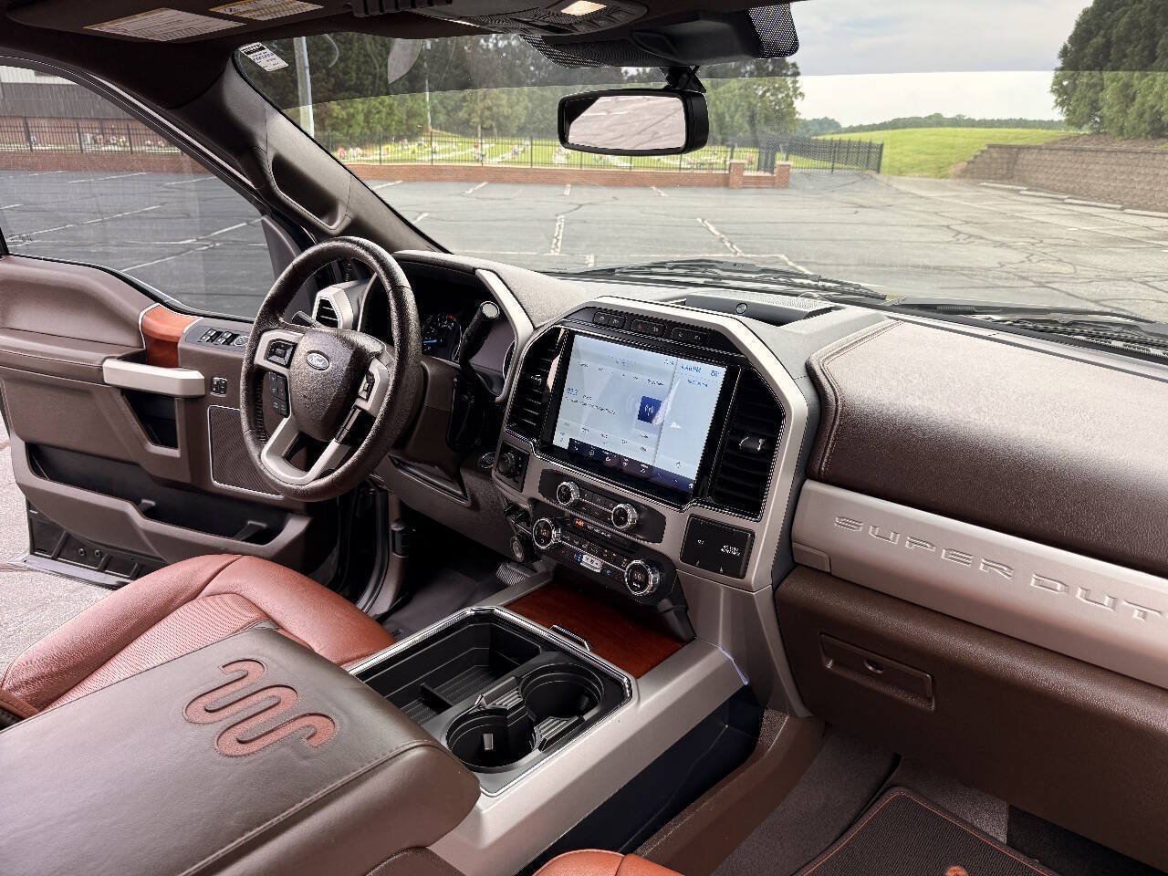 Used 2022 Ford F250 King Ranch w/ King Ranch Ultimate Package AWD/4WD image 28
