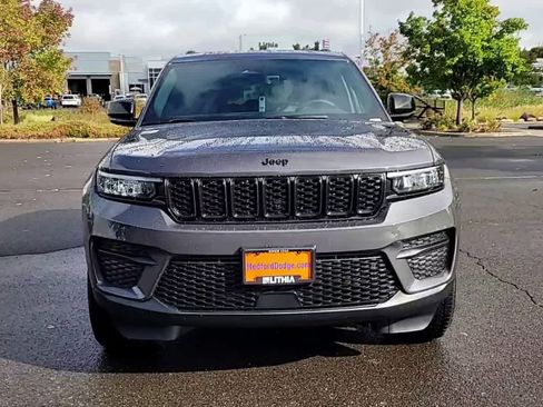 New 2025 Jeep Grand Cherokee Altitude w/ Trailer Tow Package image 3