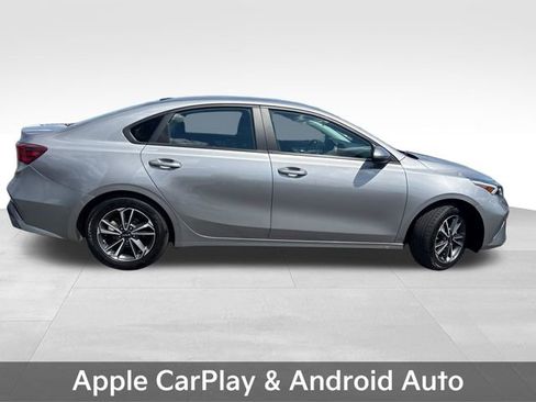 Used 2023 Kia Forte LXS FWD image 9