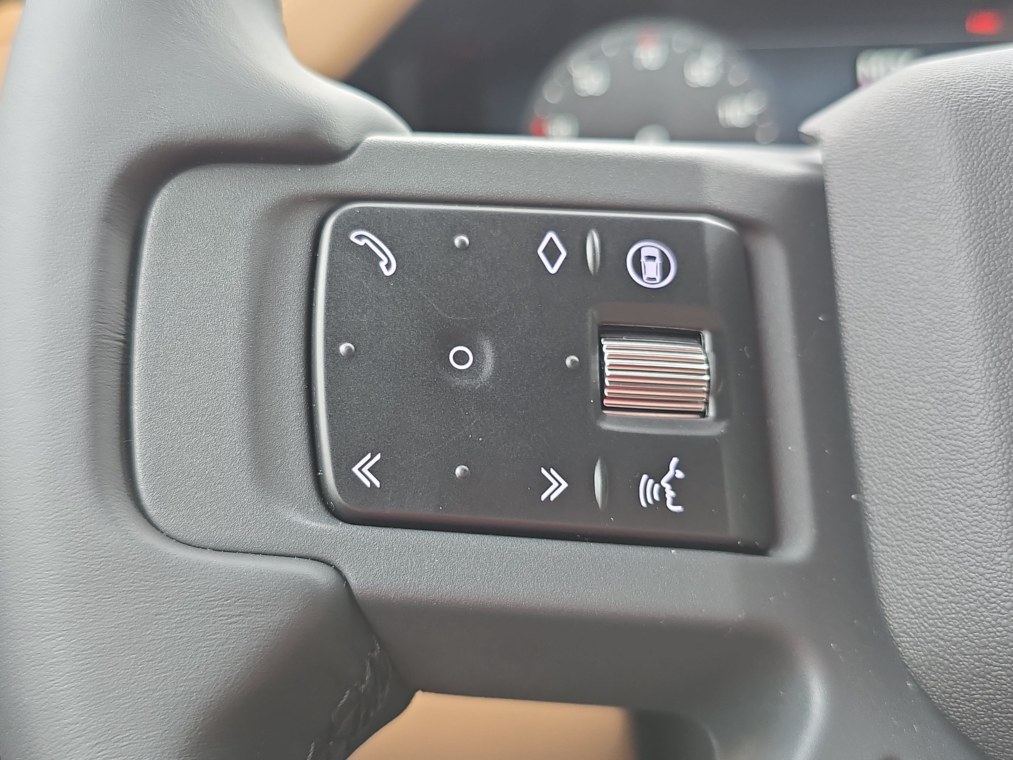 New 2026 Land Rover Defender 110 S AWD/4WD image 16