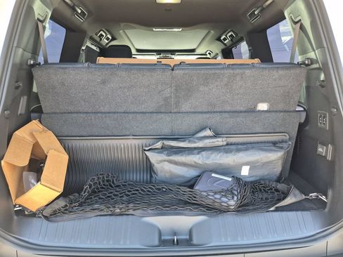 Used 2025 Lexus GX 550 w/ Accessory Package (Z1) AWD/4WD image 43