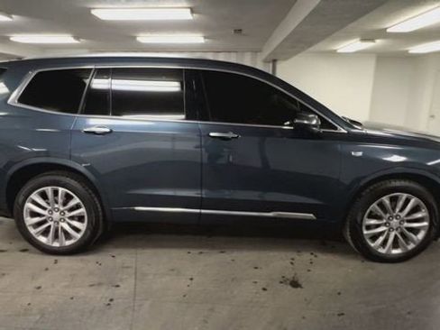 Certified 2021 Cadillac XT6 Premium Luxury image 9