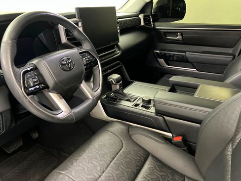 Used 2023 Toyota Sequoia SR5 w/ SR5 Premium Package AWD/4WD image 16