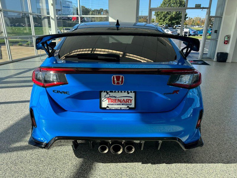 Used 2025 Honda Civic Type R image 4