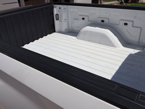 Certified 2026 Chevrolet Silverado 1500 Custom AWD/4WD image 15