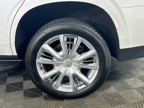 Used 2021 Chevrolet Tahoe High Country w/ Premium Package image 34
