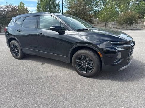 Used 2022 Chevrolet Blazer LT AWD/4WD image 11