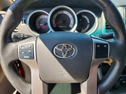 Used 2013 Toyota Tacoma PreRunner w/ SR5 Pkg image 24
