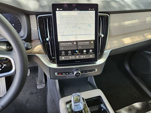 New 2026 Volvo XC90 B6 Plus image 26